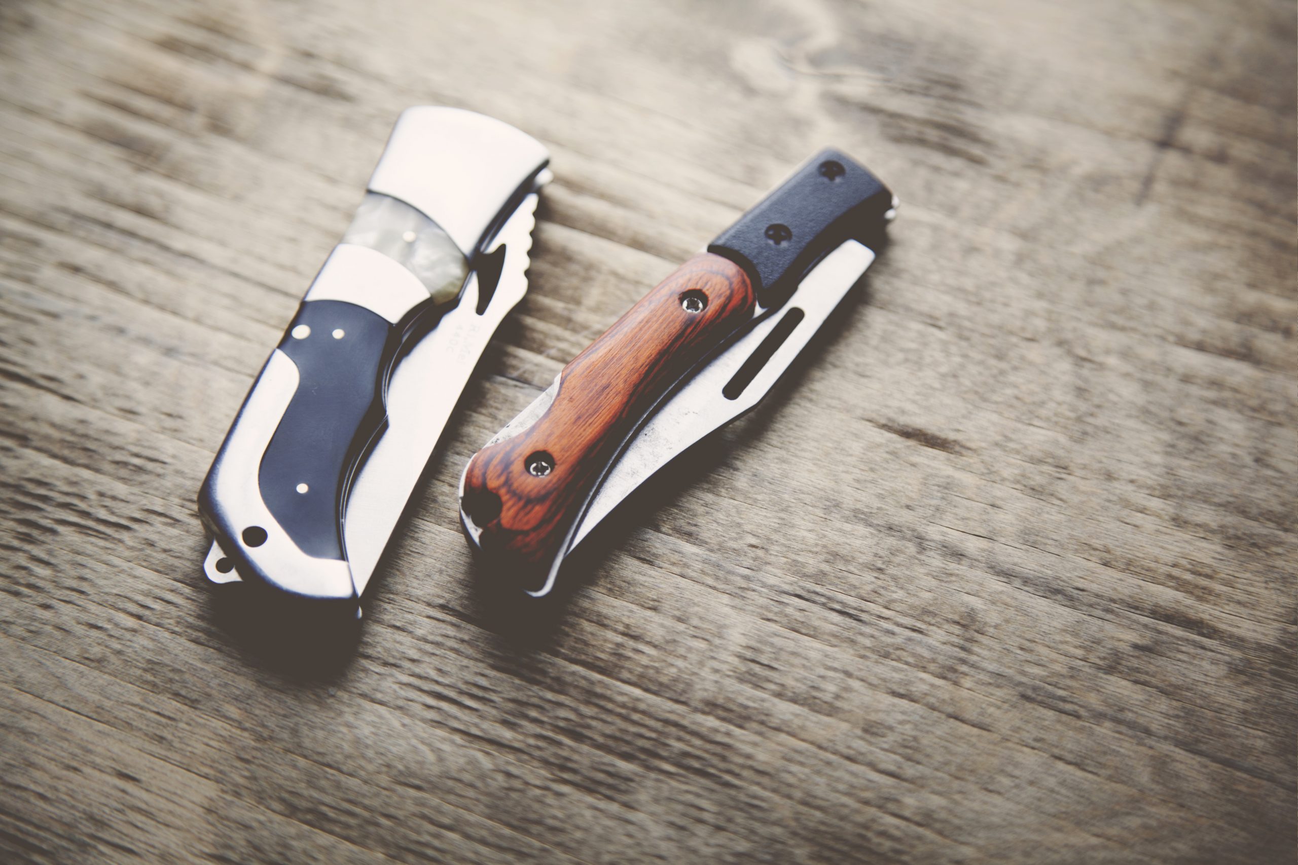 folded pocket knives