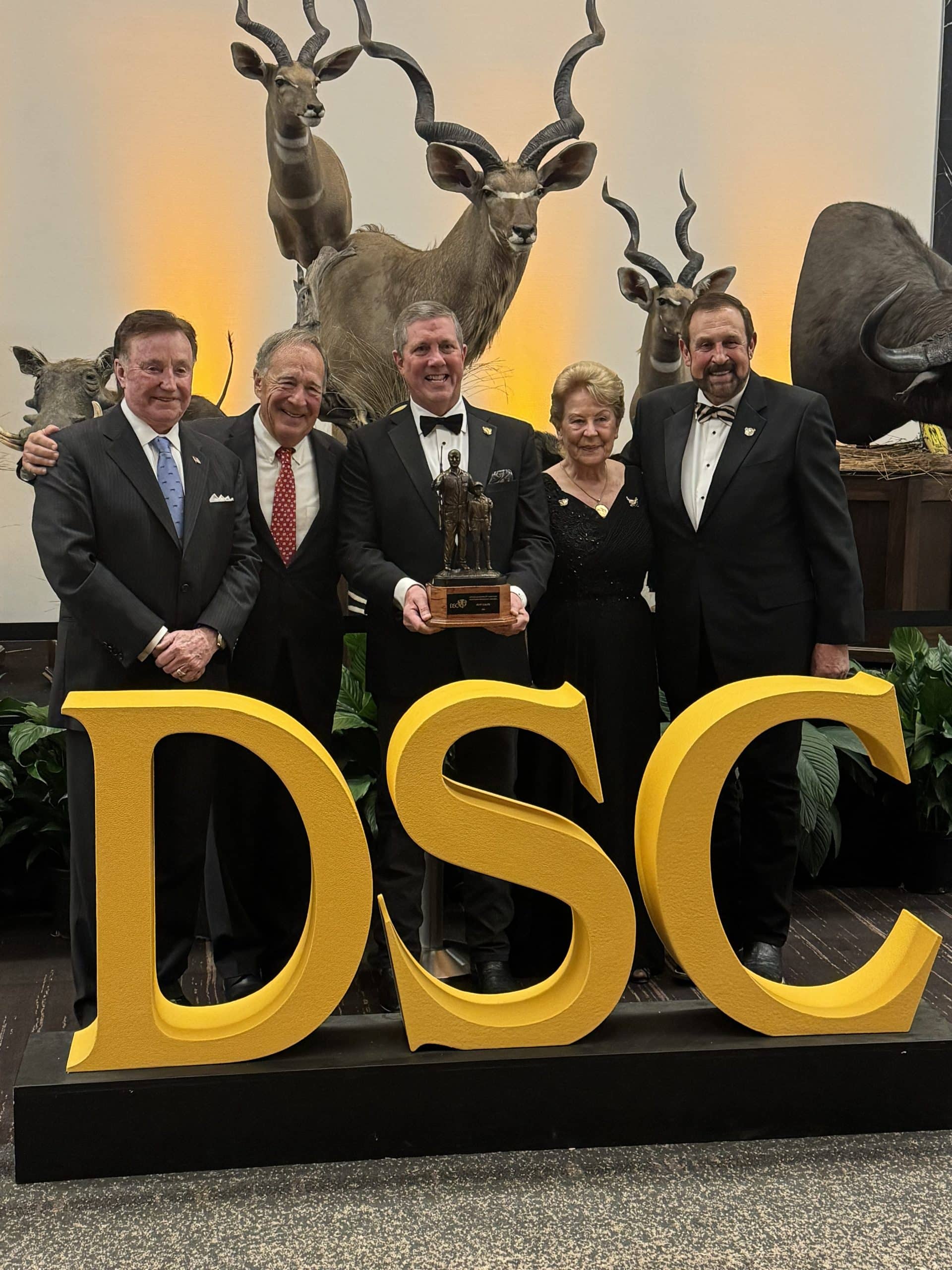 Jeff Crane receiving Hunting Heritage award